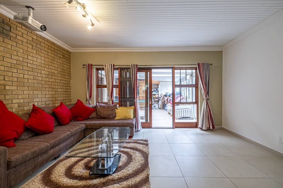 3 Bedroom Property for Sale in Seaview Eastern Cape